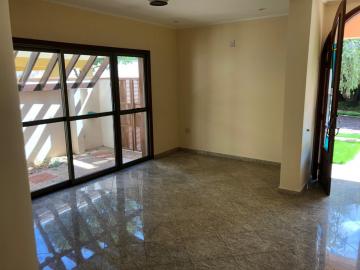 Alugar Casa Condomínio / Casa Condomínio em Ribeirão Preto. apenas R$ 8.000,00
