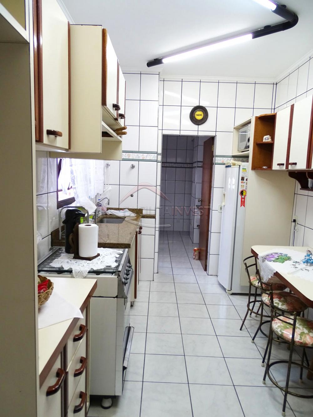 Alugar Apartamentos / Apart. Padrão em Ribeirão Preto R$ 1.000,00 - Foto 20