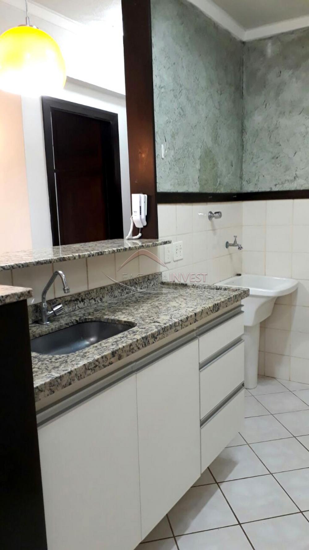 Alugar Apartamentos / Apart. Padrão em Ribeirão Preto R$ 800,00 - Foto 7