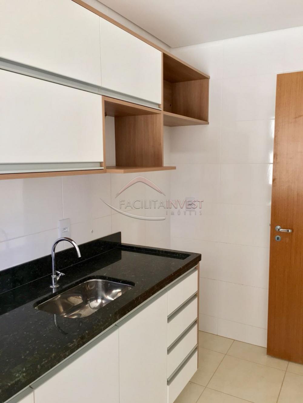 Alugar Apartamentos / Apart. Padrão em Ribeirão Preto R$ 900,00 - Foto 9