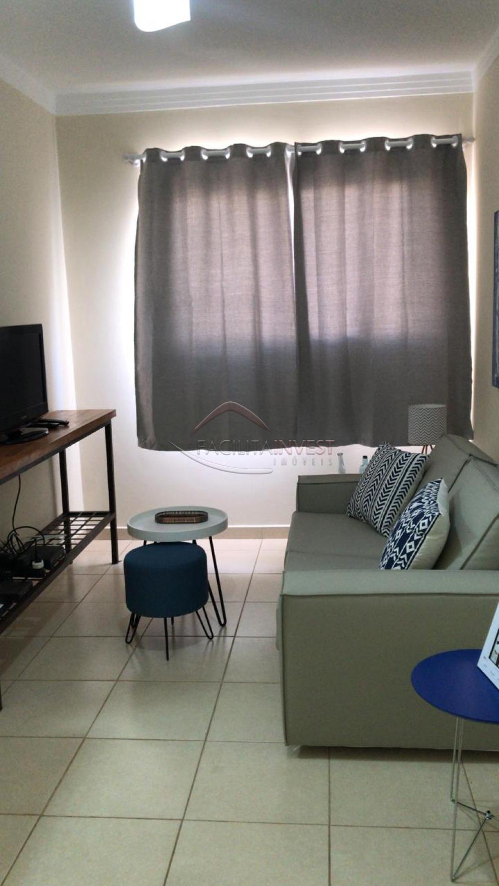 Alugar Apartamentos / Apart. Padrão em Ribeirão Preto R$ 2.000,00 - Foto 3