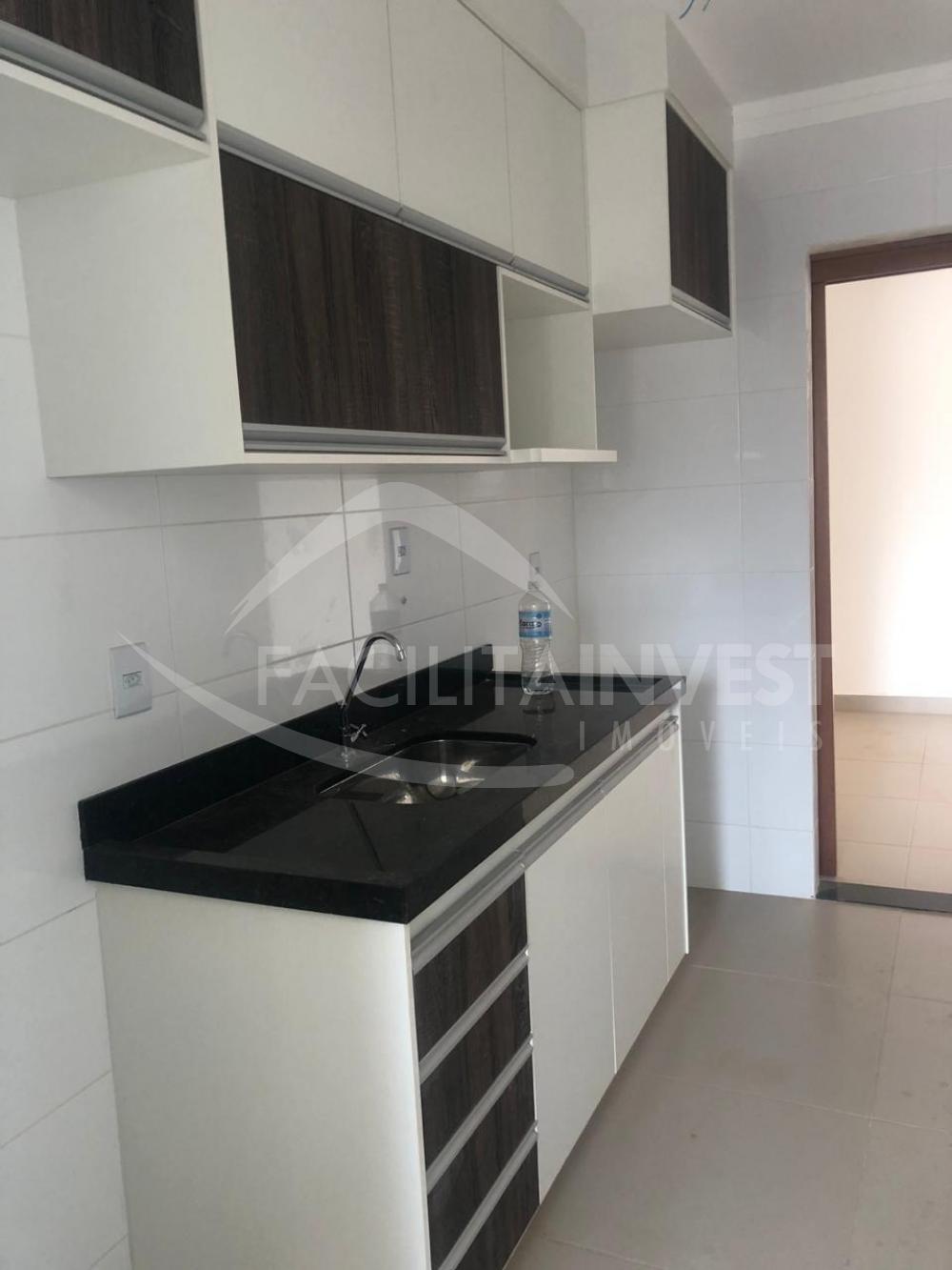 Alugar Apartamentos / Apart. Padrão em Ribeirão Preto R$ 1.800,00 - Foto 4