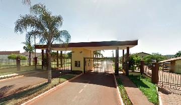 Alugar Terrenos / Terrenos em condomínio em Cravinhos. apenas R$ 135.000,00
