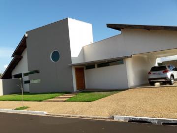 Alugar Casa Condomínio / Casa Condomínio em Ribeirão Preto. apenas R$ 980.000,00