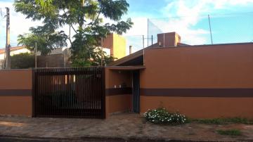 Alugar Casa Padrão / Casa Padrão em Ribeirão Preto. apenas R$ 3.800,00