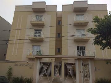 Alugar Apartamentos / Apart. Padrão em Ribeirão Preto. apenas R$ 900,00